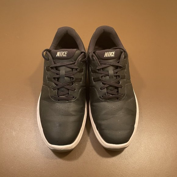 NIke Golf Shoes - Picture 2 of 4